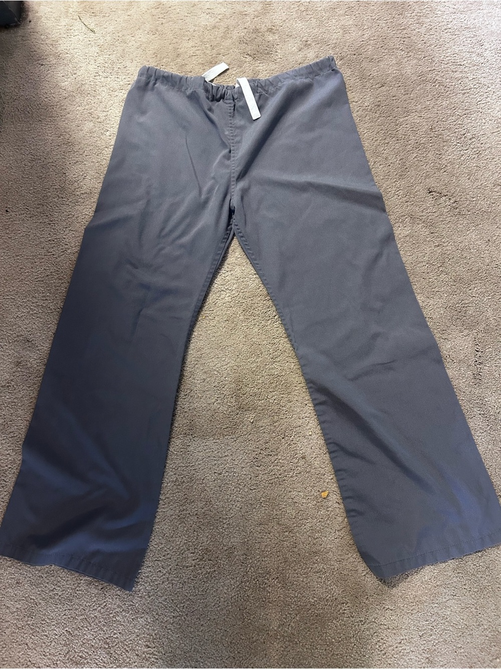 Women’s wide leg Urbane scrubs discontinued 9502 size small gray